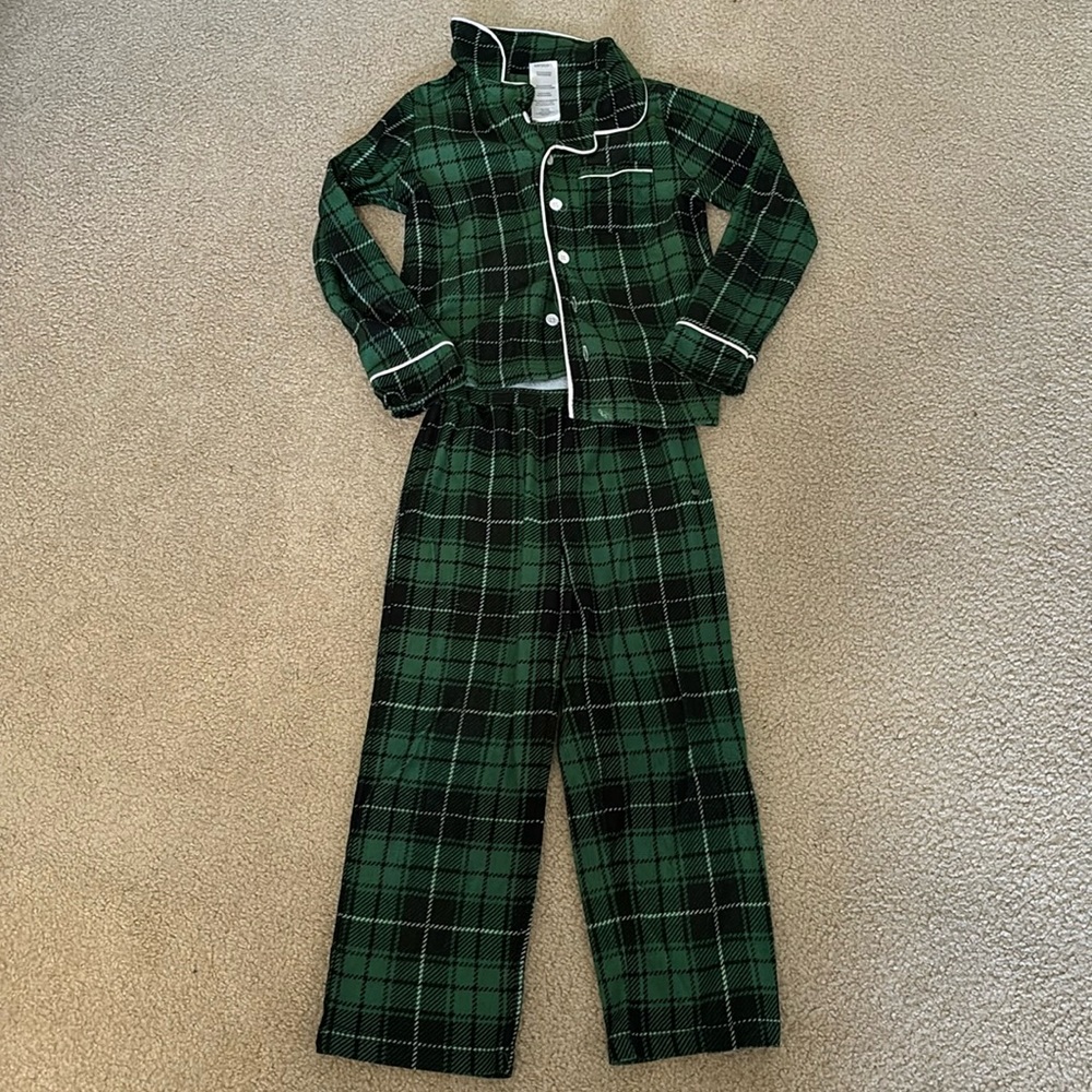 Candlesticks Boy’s Pajamas, Excellent Condition! Size Small (6/7)